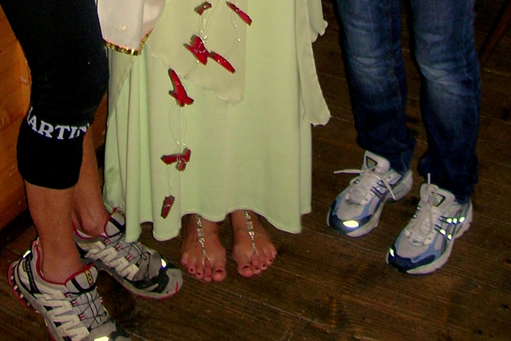 Geschmückte Frauenfüße...